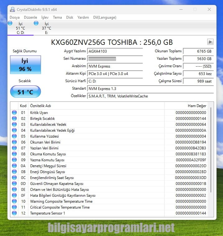 CrystalDiskInfo screenshot